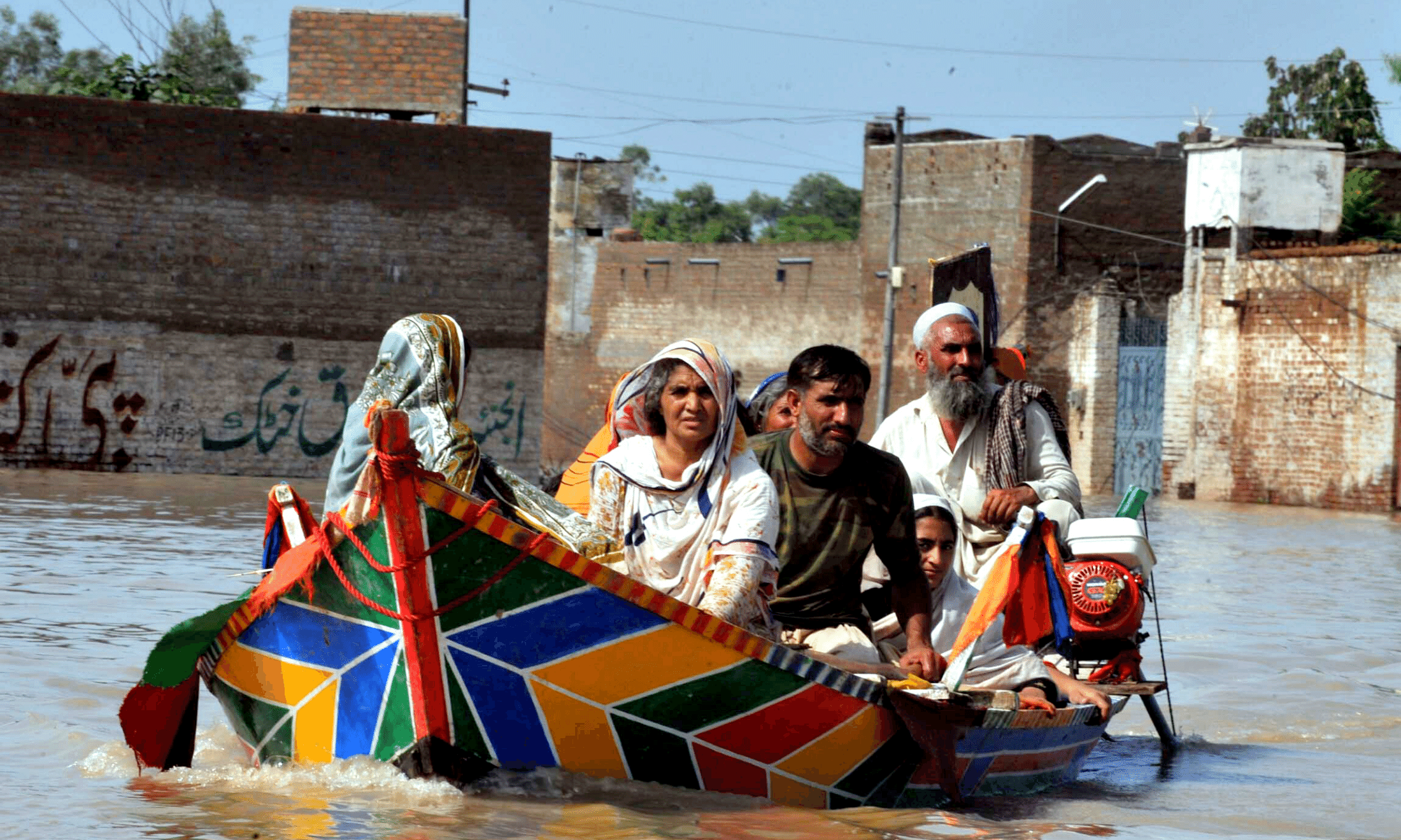 As floods batter Pakistan, local organisers are racing against time